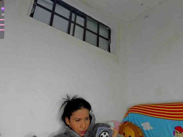 nenita-horny webcam