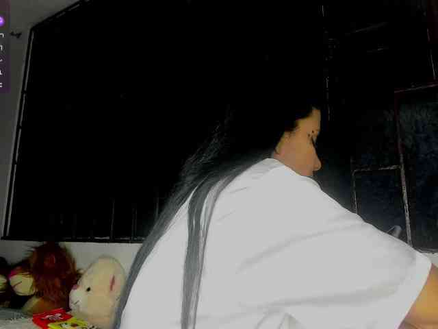 nenita-horny webcam