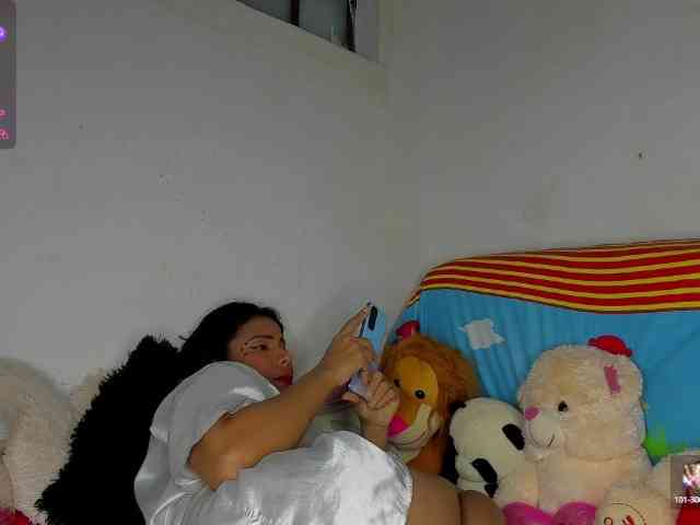 nenita-horny webcam