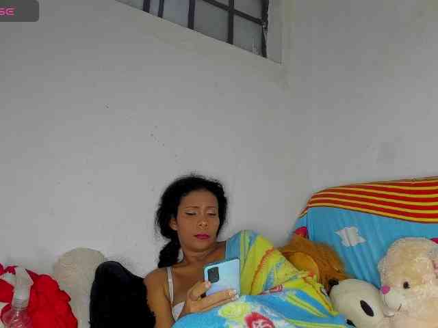 nenita-horny webcam