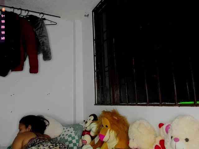 nenita-horny webcam