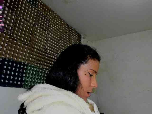 nenita-horny webcam