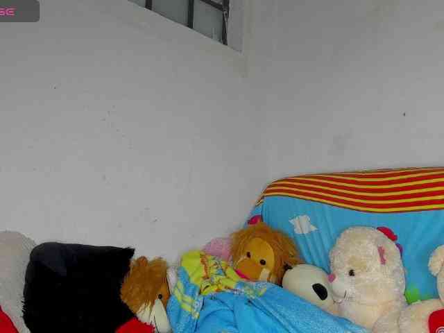 nenita-horny webcam