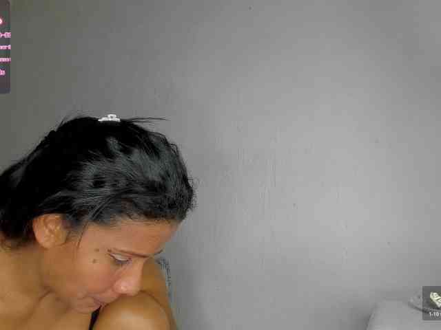 nenita-horny webcam