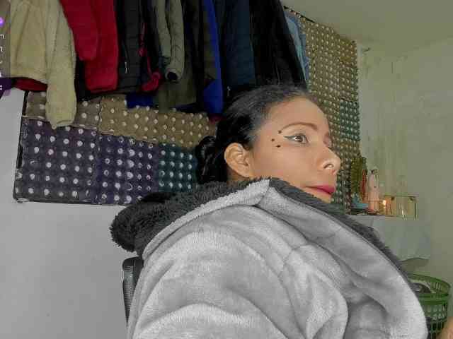 nenita-horny webcam