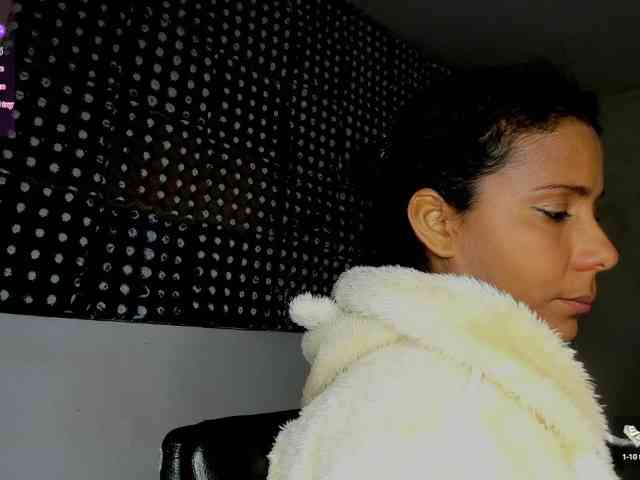 nenita-horny webcam