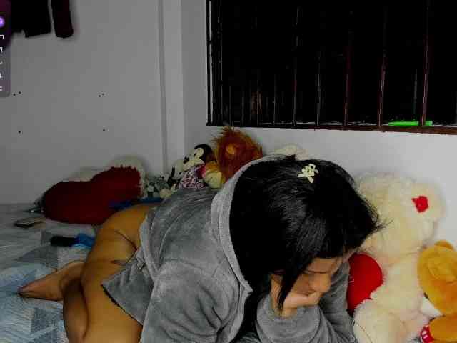 nenita-horny webcam