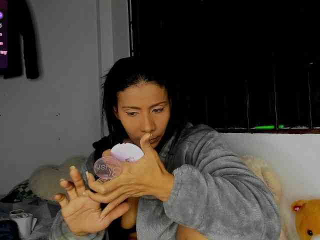 nenita-horny webcam