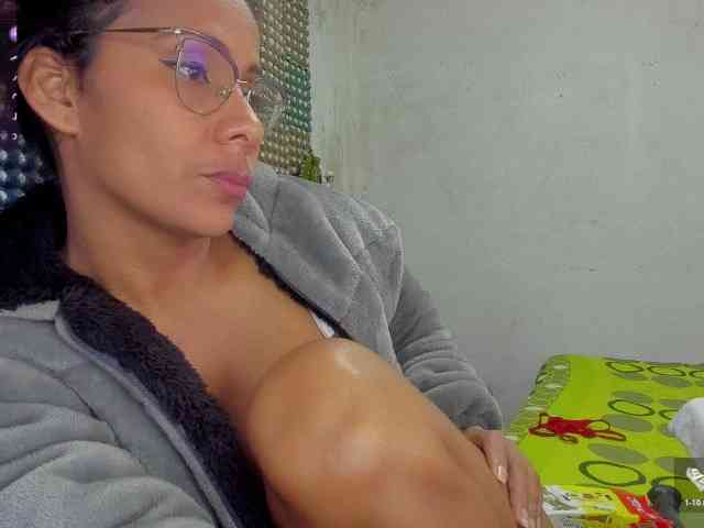 nenita-horny webcam