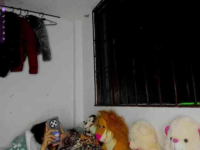 nenita-horny webcam