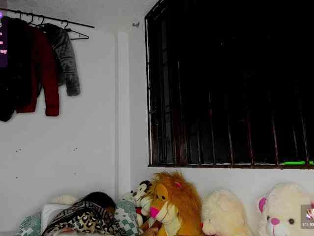 nenita-horny webcam