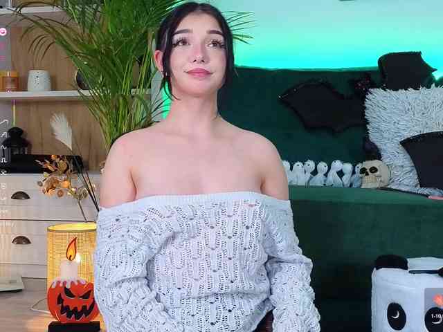 AveryWillow webcam