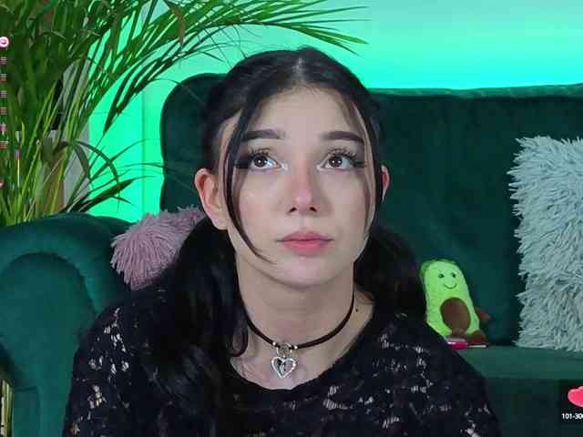 AveryWillow webcam