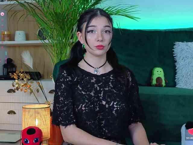 AveryWillow webcam