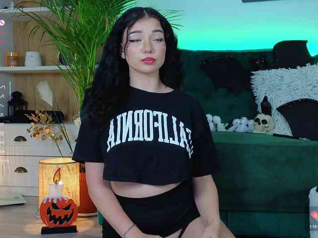 AveryWillow webcam