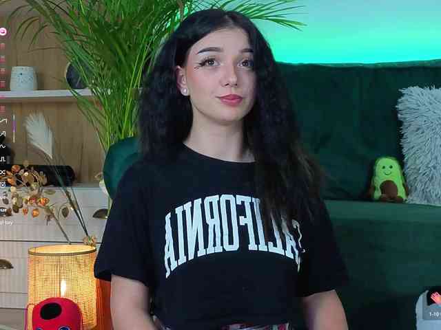 AveryWillow webcam
