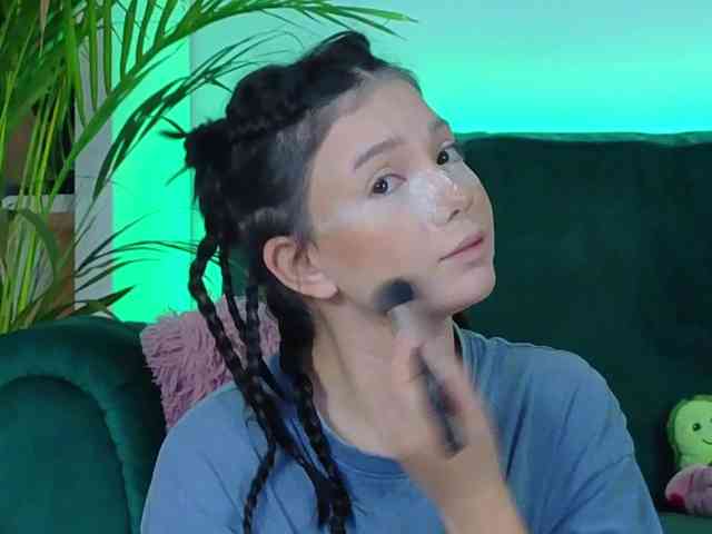AveryWillow webcam