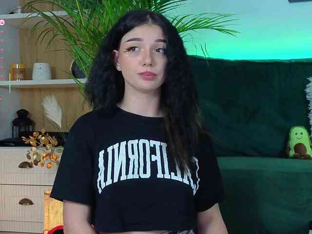 AveryWillow webcam