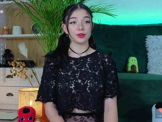 AveryWillow webcam