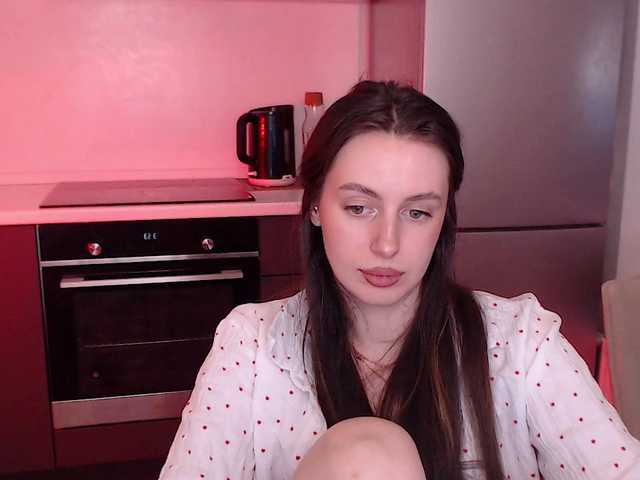 Lilijily live cam profile