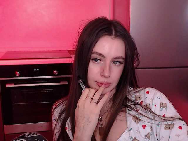 Lilijily's BongaCams show and profile