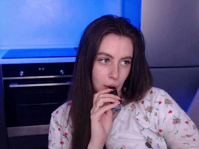 Lilijily's BongaCams show and profile