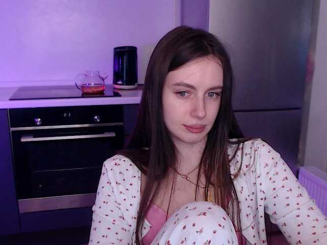 Lilijily's BongaCams show and profile