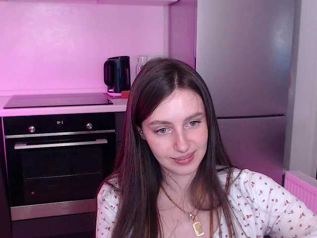Lilijily's BongaCams show and profile