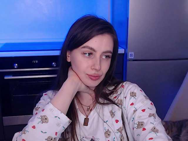 Lilijily's BongaCams show and profile