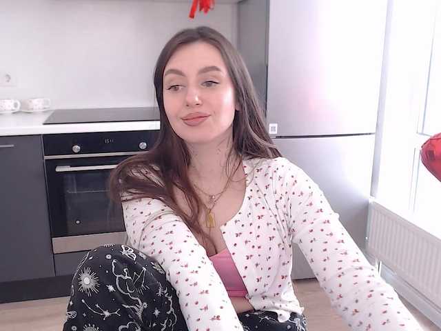 Lilijily's BongaCams show and profile