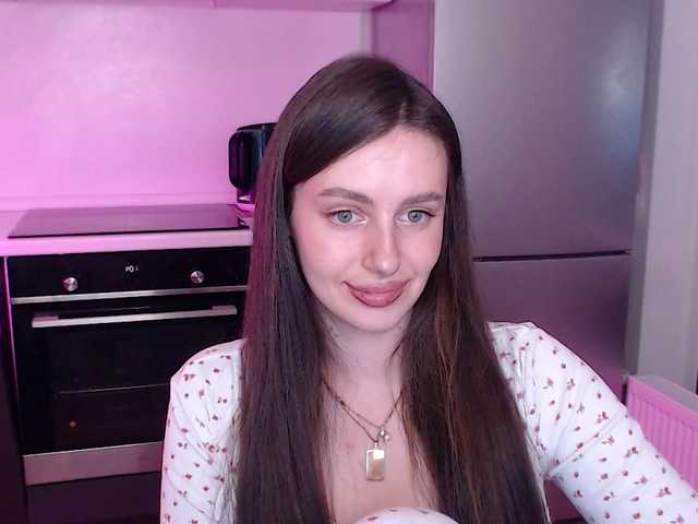 Lilijily's BongaCams show and profile