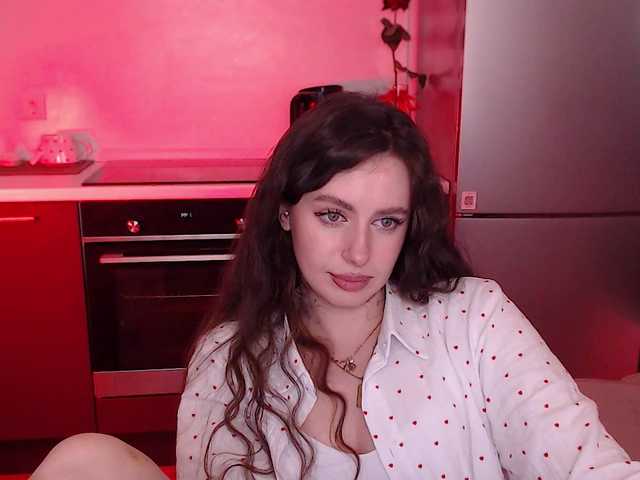 Lilijily's BongaCams show and profile