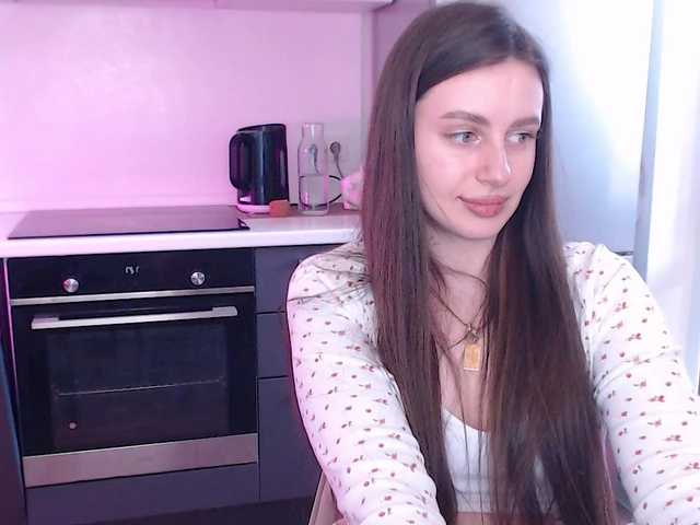 Lilijily's BongaCams show and profile
