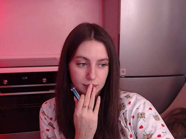 Lilijily's BongaCams show and profile