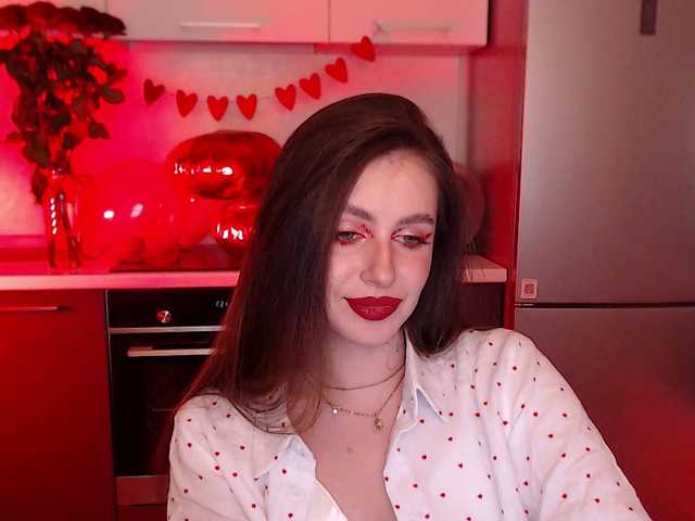 Lilijily — @total - Apartment rent   @sofar  collected,  @remain  left  Every token helps me  @total  --      @sofar  ,  @remain        