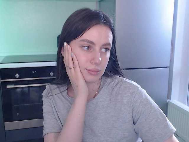 Lilijily's BongaCams show and profile