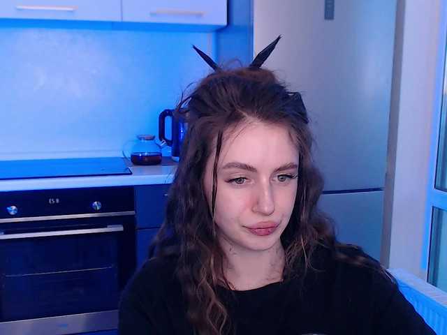 Lilijily's BongaCams show and profile