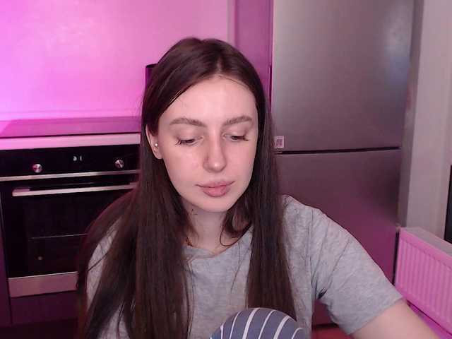 Lilijily's BongaCams show and profile