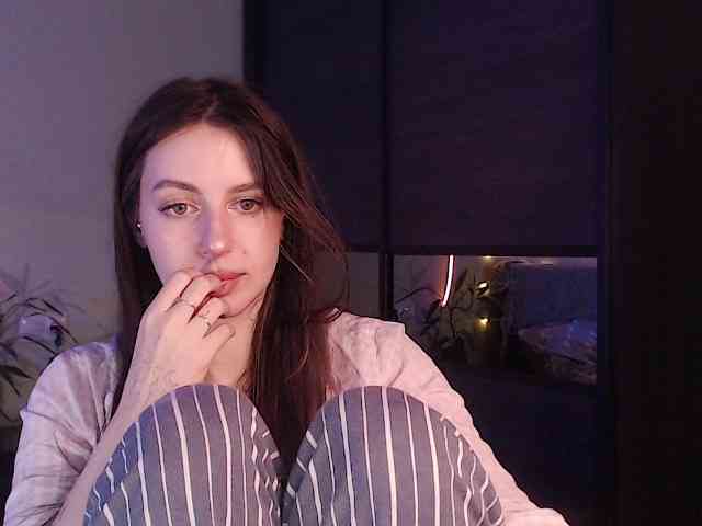 Lilijily webcam