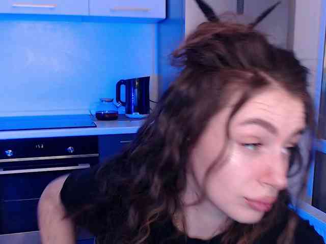 Lilijily webcam