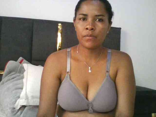 Alexiane-Candy webcam