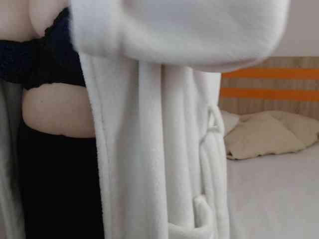 ElizabethRaegan webcam