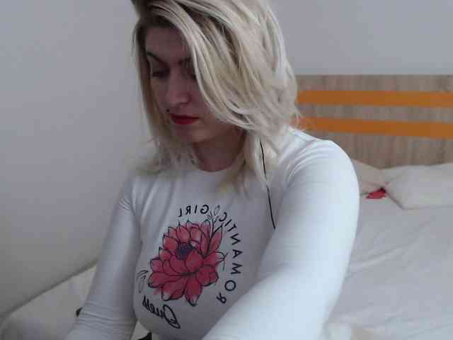 ElizabethRaegan webcam