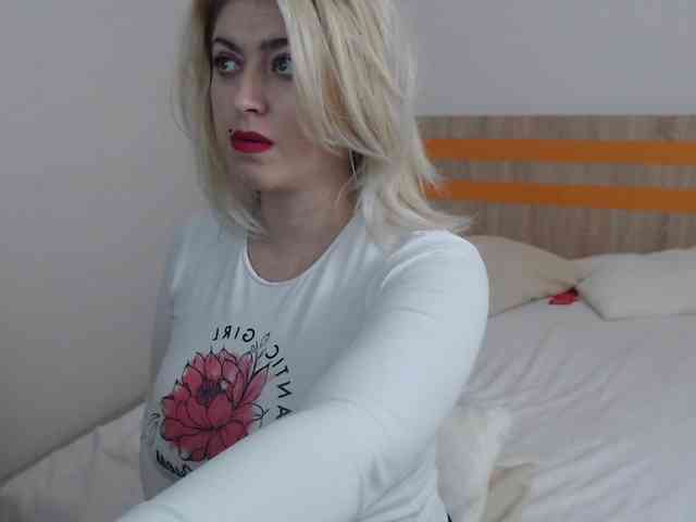 ElizabethRaegan webcam