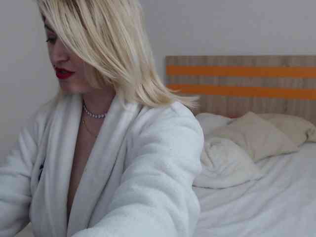 ElizabethRaegan webcam