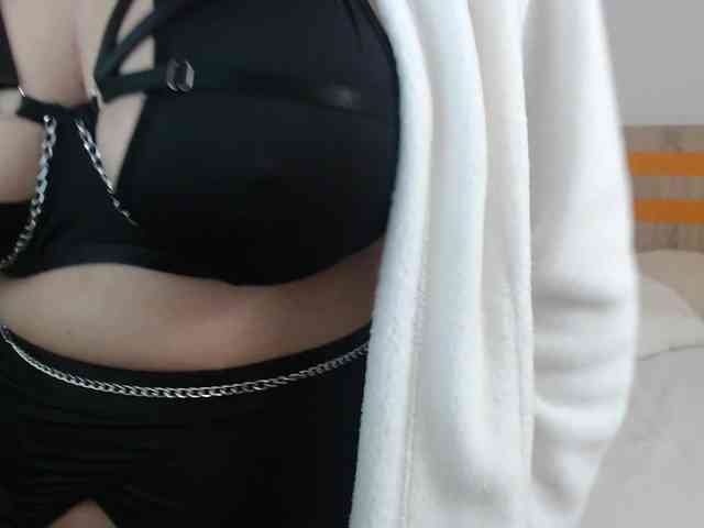 ElizabethRaegan webcam