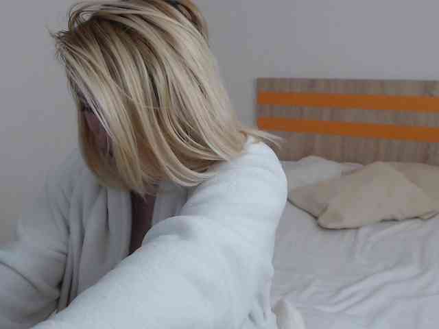 ElizabethRaegan webcam