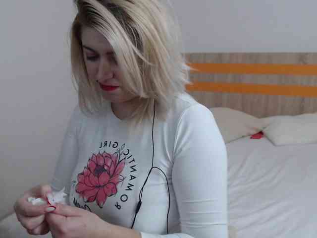 ElizabethRaegan webcam