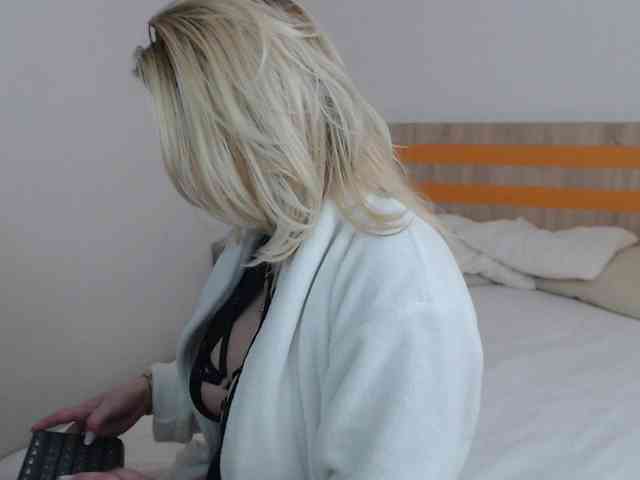 ElizabethRaegan webcam