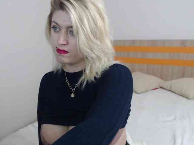 ElizabethRaegan webcam